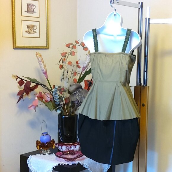 NWT Girl’s Beautiful Lace Olive Green Camisole Blouse Top US 14 - Picture 6 of 8